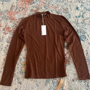 NWT reformation Bailey knit top in chestnut